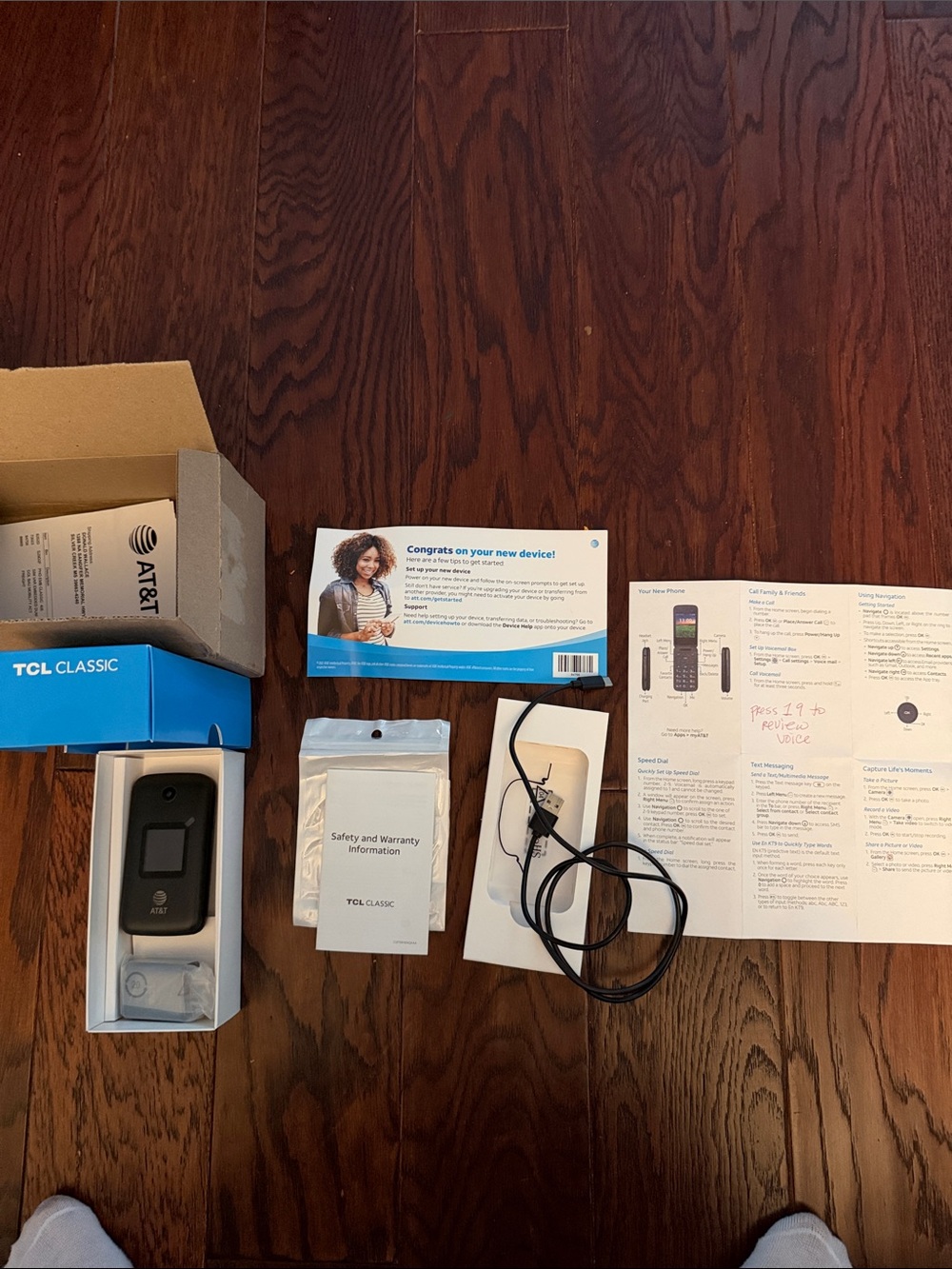 TCL Classic Flip Phone complete- Black-At&T w/ camera- great for a TEEN